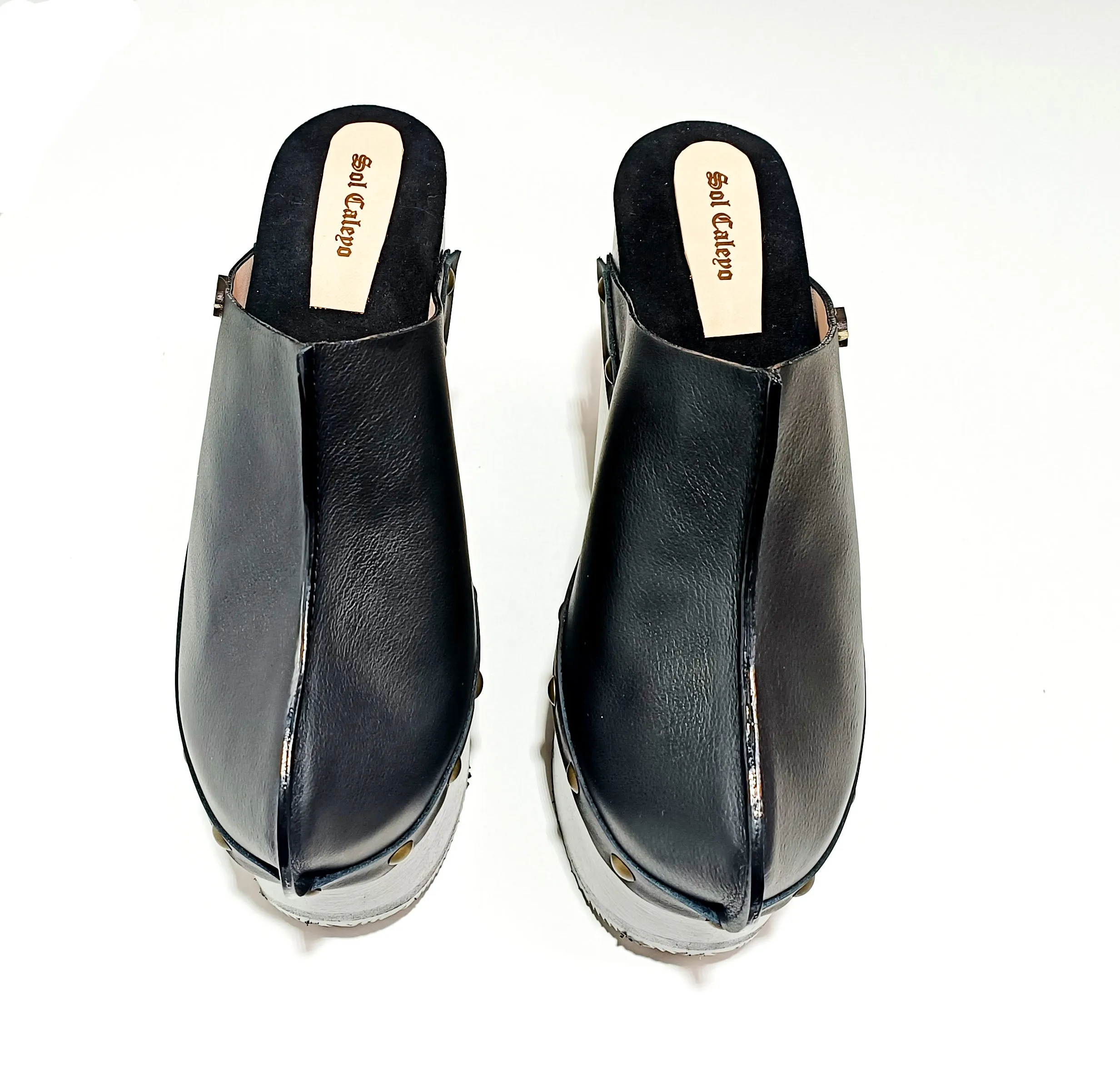 Black Chicago Clogs XL