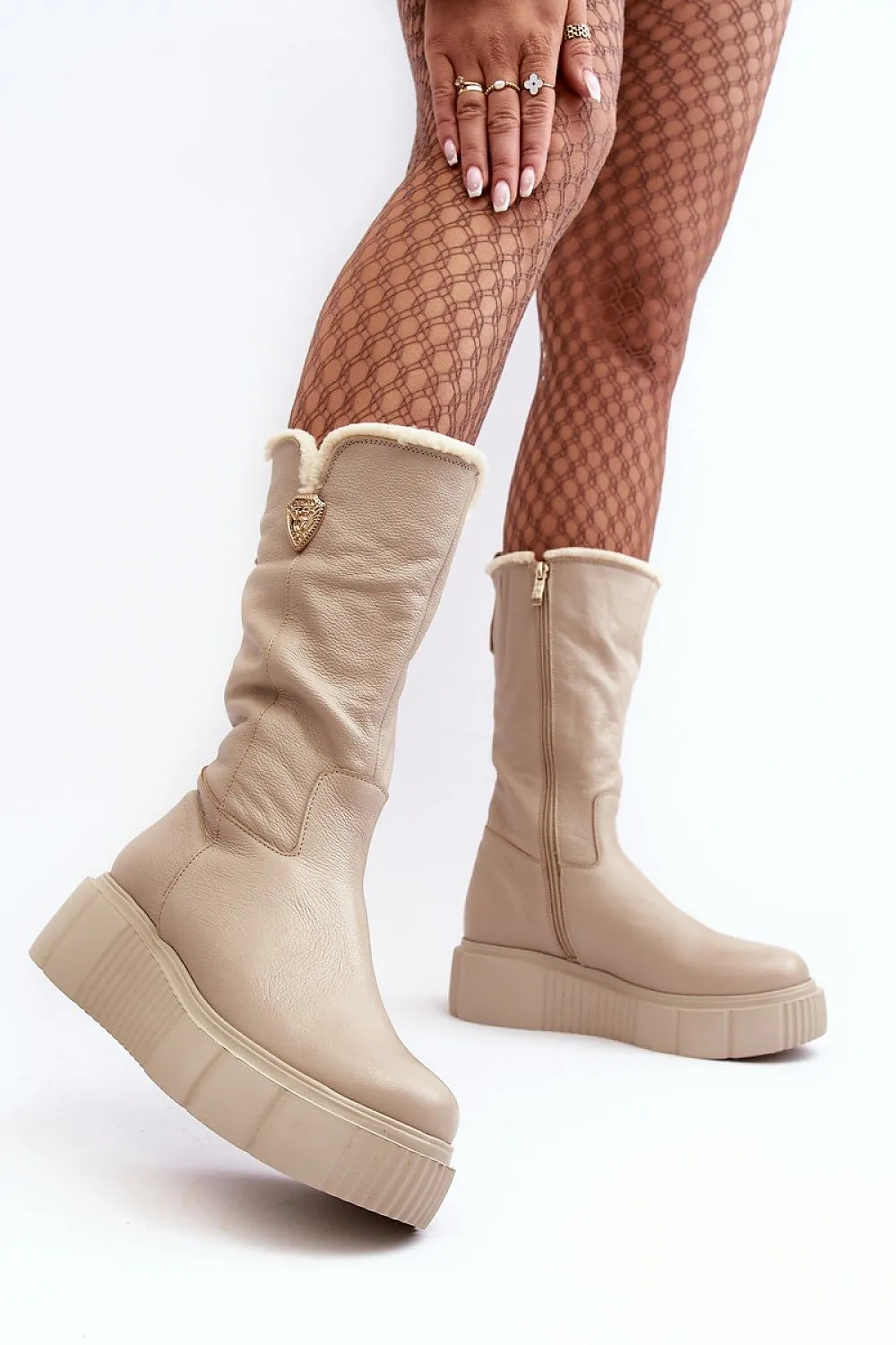 Buskin boots