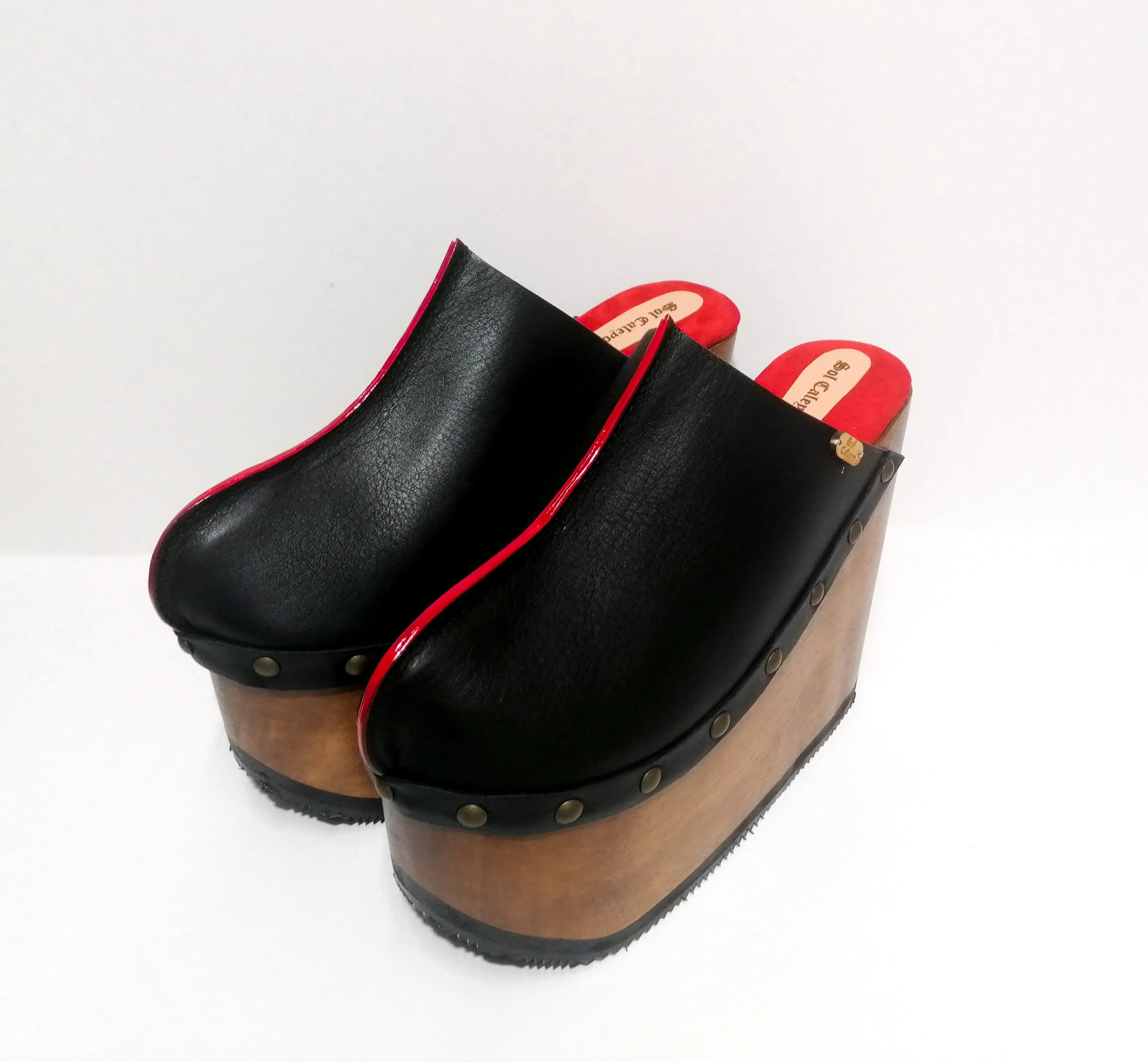 Chicago Clogs Red and Black