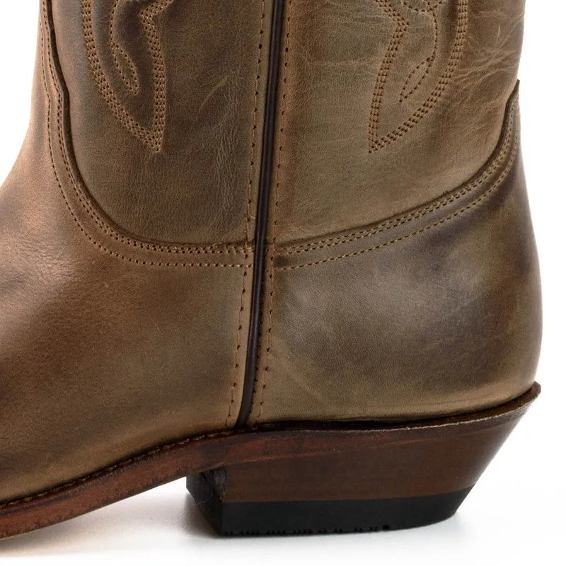 Cowboy Boots for Women and Men Handcrafted Brown Leather 20 Texanas