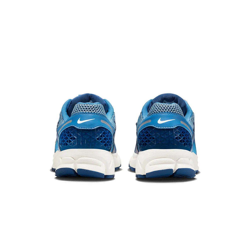 NIKE ZOOM VOMERO 5