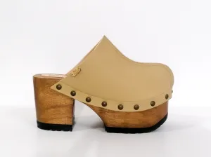 Sand California Clogs