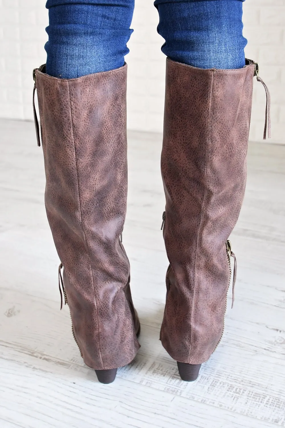 Sassy Girl Boots ~ Brown