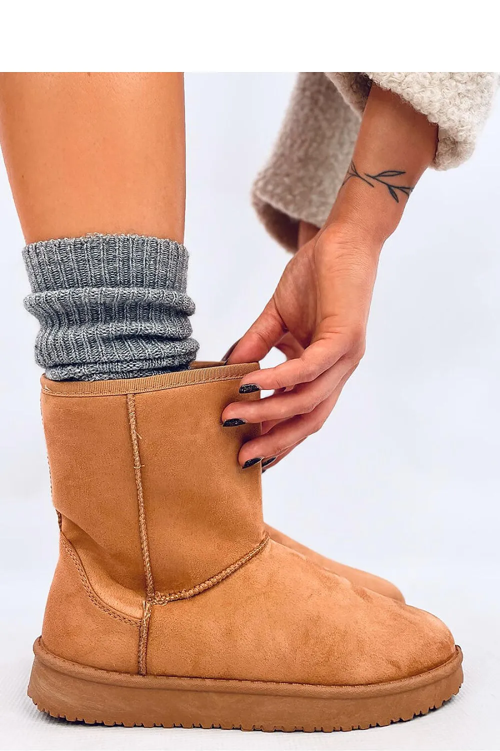 Snow boots
