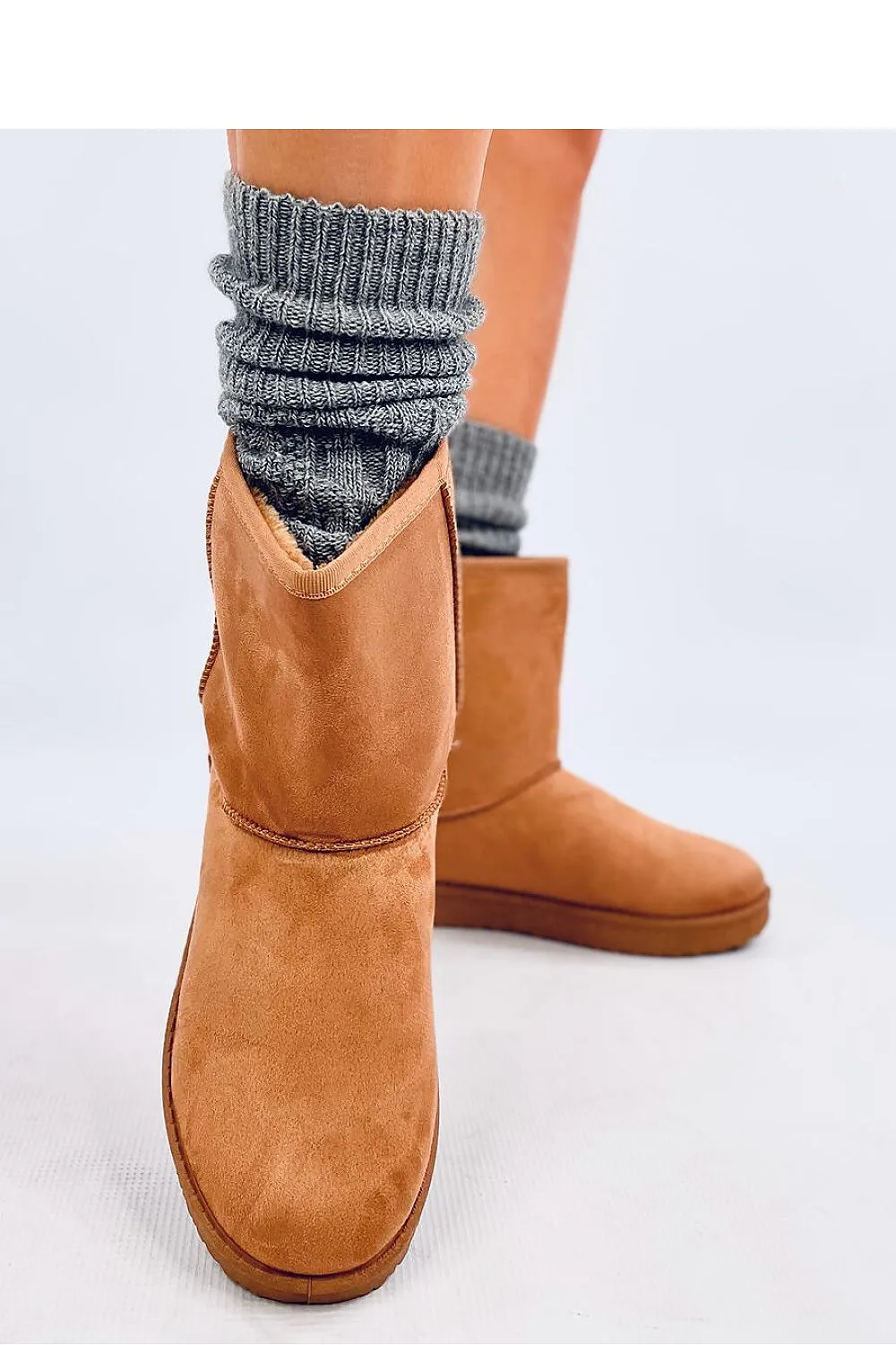 Snow boots