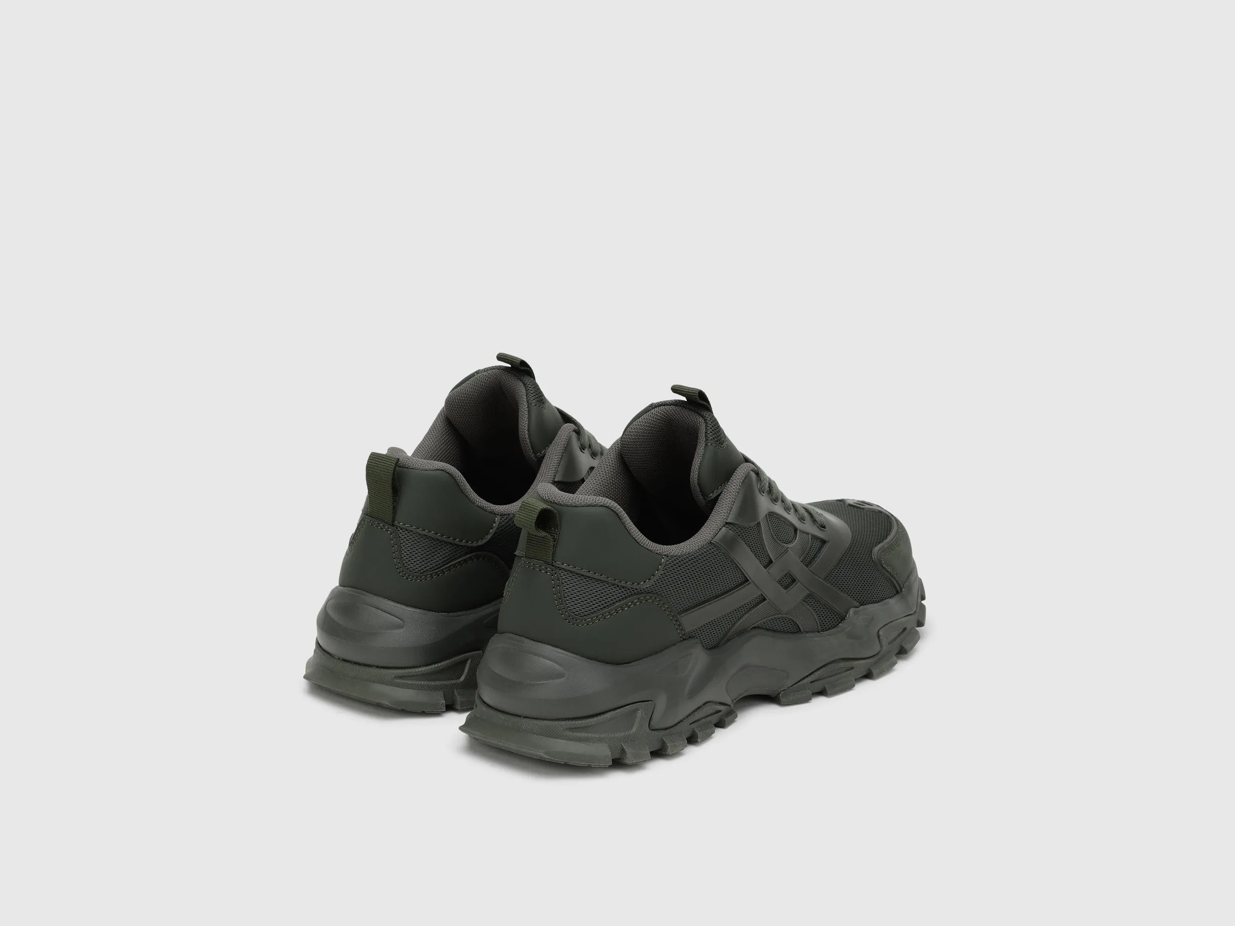 Solid Solid Casual Sneakers