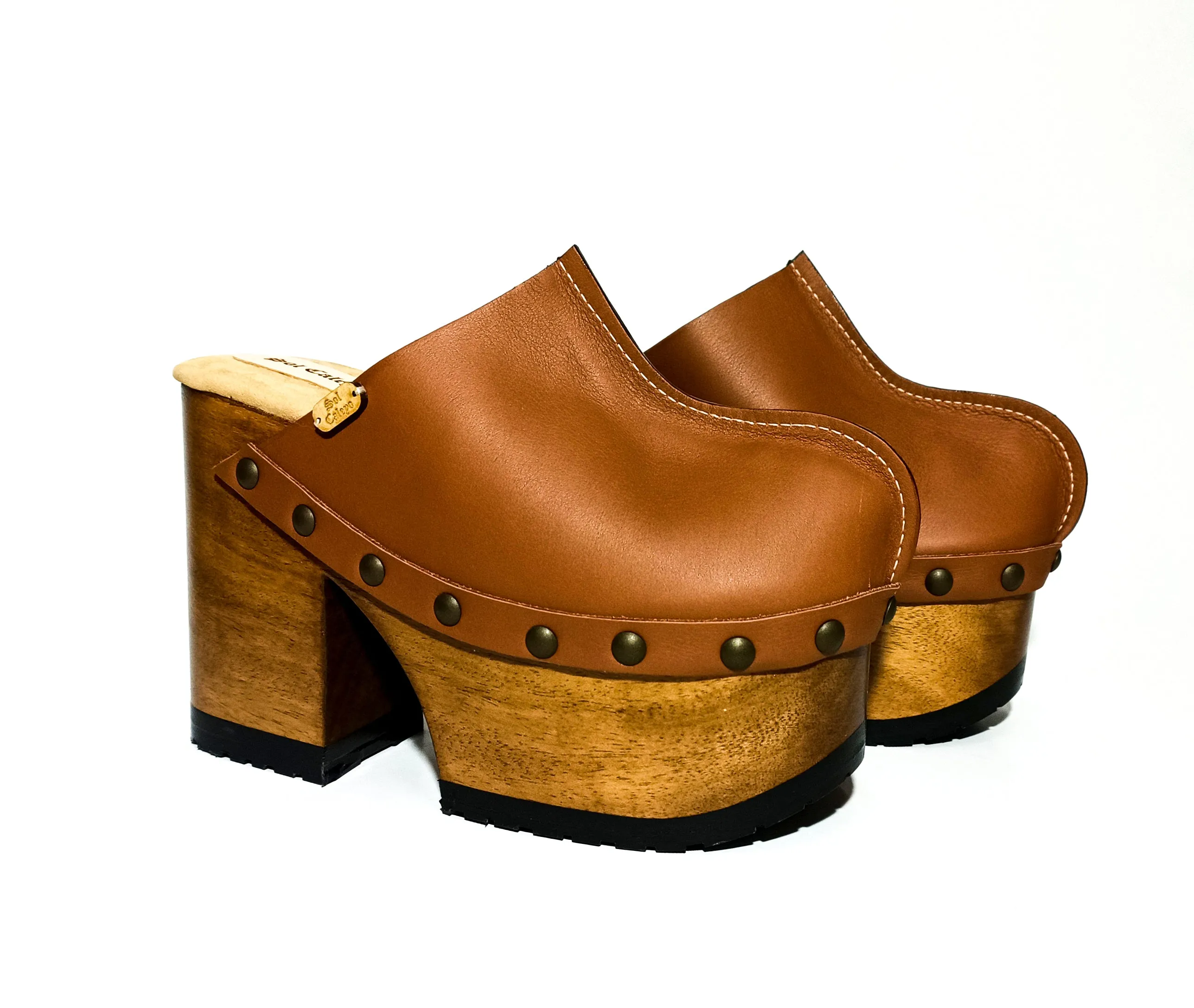 Vintage Light Brown Clogs